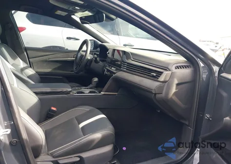 2025 Toyota Camry Se z USA, uszkodzony, nr VIN 4T1DAACKXSU647742